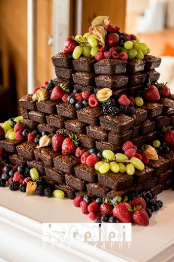 brownie_wedding_Cake_corp